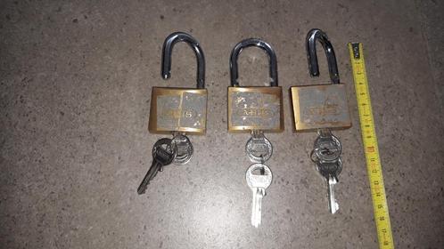 Diverse ABUS hangsloten!, Doe-het-zelf en Verbouw, Hang- en Sluitwerk, Zo goed als nieuw, Slot, Koper of Messing, Ophalen of Verzenden