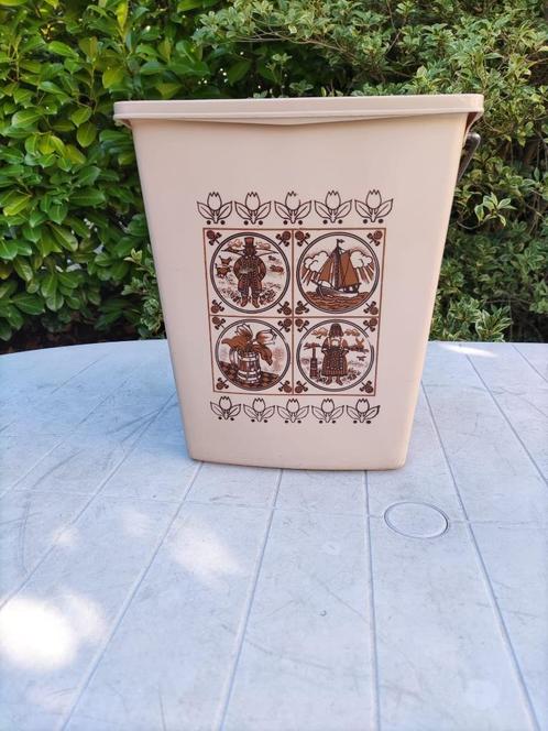 Retro/Vintage Afvalemmer/Prullenbak, Huis en Inrichting, Woonaccessoires | Prullenbakken, Gebruikt, Kunststof, Minder dan 50 cm