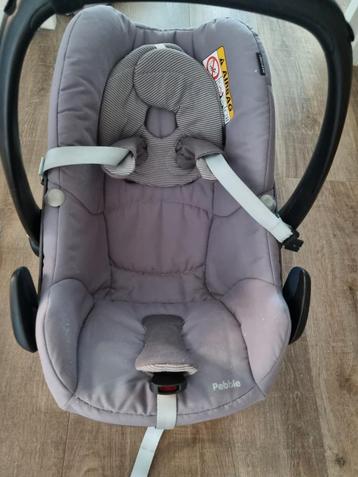 Maxi cosi pebble