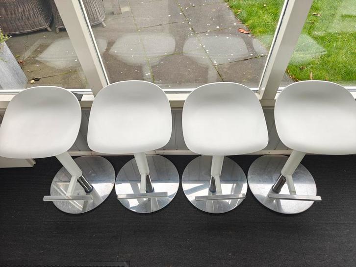 4x JANINGE (Ikea) barkruk wit, Huis en Inrichting, Barkrukken, Gebruikt, 60 tot 90 cm, Ophalen