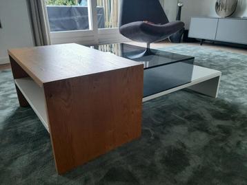 Hulsta salontafel beschikbaar voor biedingen