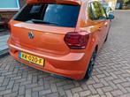 Volkswagen Polo 1.0 TSI 70KW 5D BMT 2018, Auto's, Volkswagen, Voorwielaandrijving, Zwart, Leder en Stof, 23 km/l