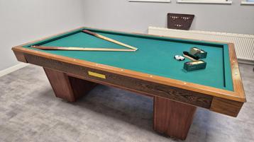 Biljarttafel  beschikbaar voor biedingen