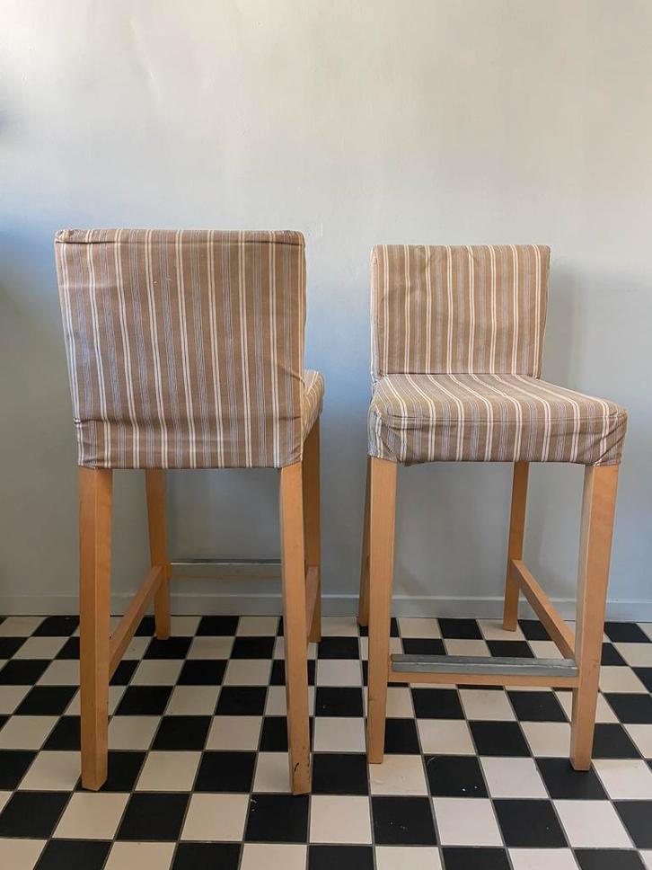 4 barkrukken/hoge stoelen van hout en met gestreepte stof, Huis en Inrichting, Barkrukken, Gebruikt, 60 tot 90 cm, Hout, 4 krukken