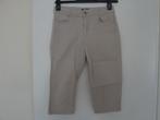 Maat 36. Zand beige driekwart ( capri ) broek., Kleding | Dames, Beige, Ophalen of Verzenden, Zo goed als nieuw, Driekwart