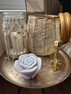 Een grote kaars in vorm van een roos - lila, Ophalen of Verzenden, Zo goed als nieuw, Overige materialen, Minder dan 25 cm