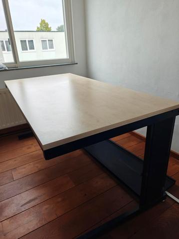 160cm breed bureau, licht eiken met donkerblauw