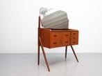 Mid century design kaptafel teak, Huis en Inrichting, Tafels | Kaptafels, 100 tot 150 cm, 50 tot 100 cm, Mid century modern tek furniture Deens design Vintage