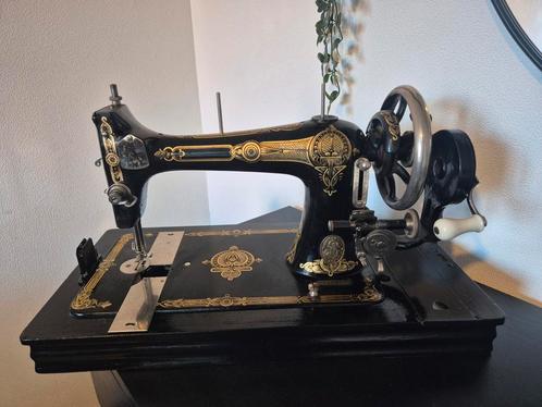 Antieke Stoewer Handslinger Naaimachine, Antiek en Kunst, Antiek | Naaimachines, Ophalen