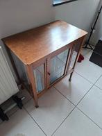 Antiek Vitrinekastje - Delicaat en Charmant, Glas, 50 tot 100 cm, Minder dan 100 cm, 25 tot 50 cm