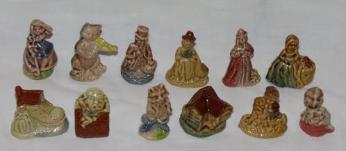 12 Vintage Wade nursery rhyme figuurtjes, Verzamelen, Beelden en Beeldjes, Zo goed als nieuw, Overige typen, Verzenden