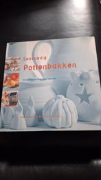 Eenvoudig Pottenbakken - Leer de basistechnieken!, Ophalen of Verzenden, Gelezen, Kleien en Boetseren, Sara Peach en Geraldine Christy