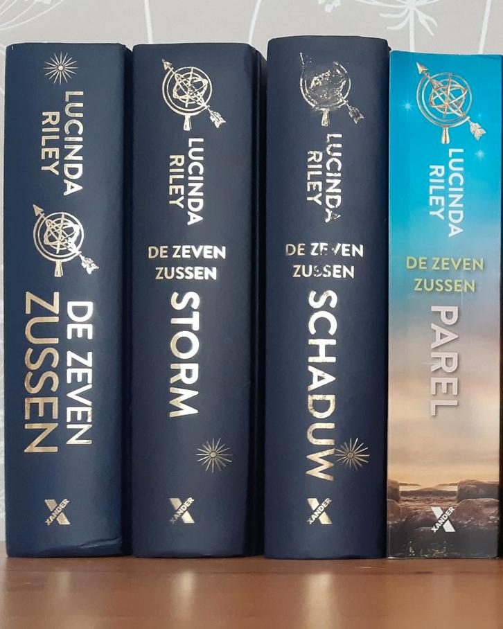 Zeven zussen boekenserie, Boeken, Romans, Zo goed als nieuw, Europa overig, Ophalen