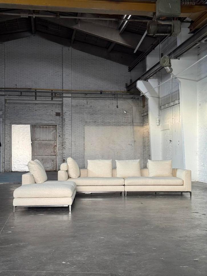 Minotti Andersen Hoekbank | Beige (NIEUWSTAAT), Huis en Inrichting, Banken | Bankstellen, Zo goed als nieuw, Hoekbank, Vierpersoons of meer