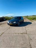 Volkswagen Bora 2.0 85KW 2004 Blauw, 4 cilinders, 1984 cc, Blauw, 1207 kg