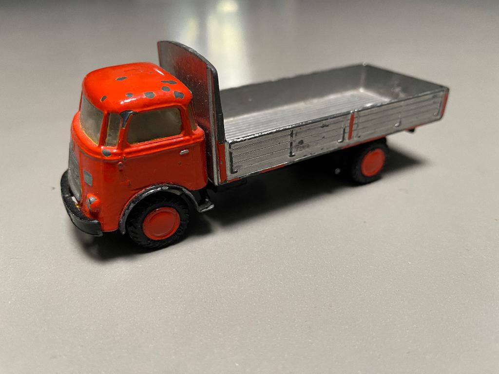 Lion Car  DAF frontstuur A50 KIKKER, Hobby en Vrije tijd, Modelauto's | 1:43, Zo goed als nieuw, Bus of Vrachtwagen, Overige merken