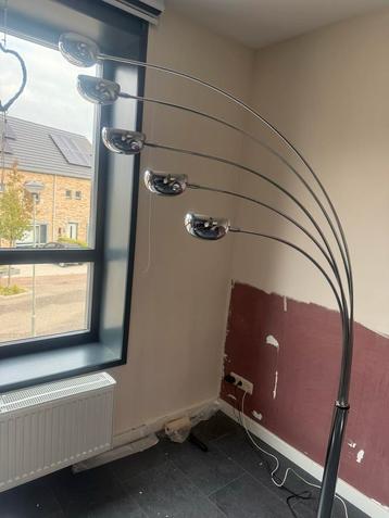 Stijlvolle Vloerlamp beschikbaar voor biedingen