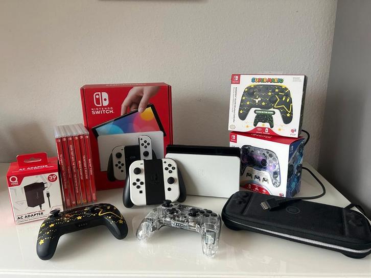 Nintendo Switch OLED – Wit + veel extra’s!, Spelcomputers en Games, Spelcomputers | Nintendo Switch, Zo goed als nieuw, Switch OLED