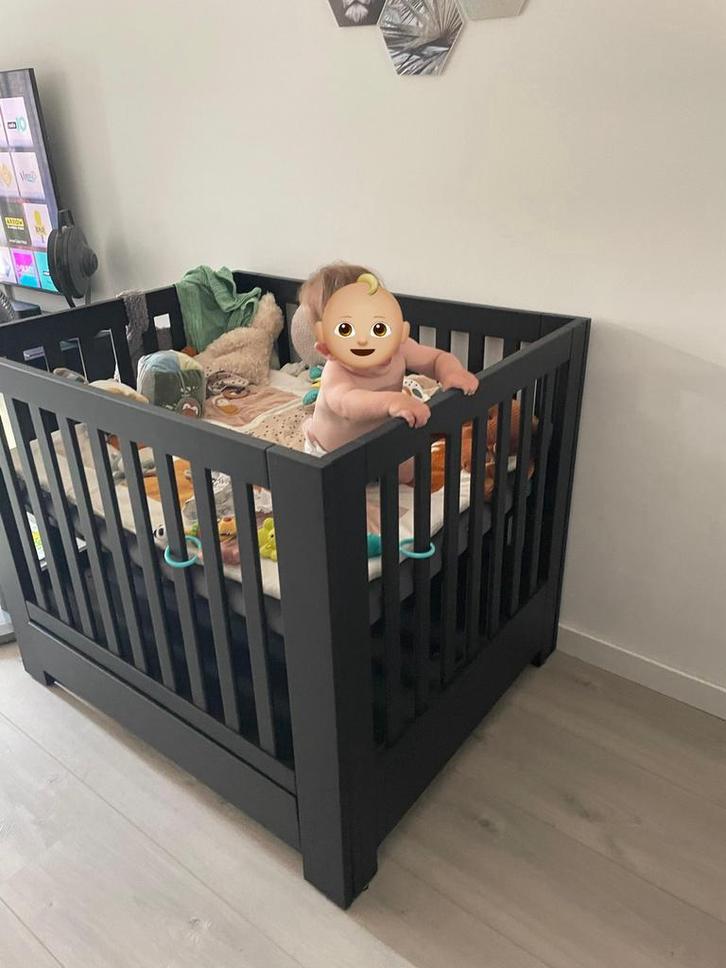 Kidsmill Alaska Box met Lade - Mat Zwart, Kinderen en Baby's, Boxen, Gebruikt, Rechthoekig, In hoogte verstelbaar, Lade, Ophalen