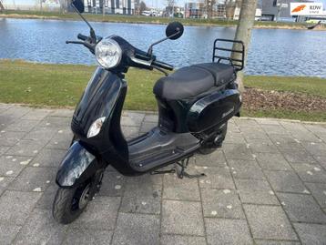 Capri Snorscooter Classic WY50QT-86 beschikbaar voor biedingen