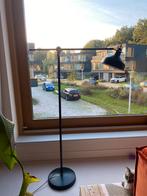 Zwarte staande lamp IKEA, Huis en Inrichting, Lampen | Vloerlampen, Ophalen, Zo goed als nieuw, 150 tot 200 cm