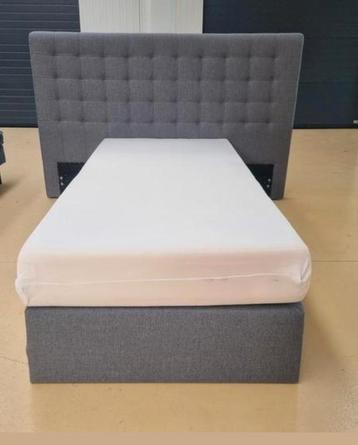 Nieuwe boxspring 200 x100 cm beschikbaar voor biedingen