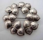 Antieke grote bladerkrans broche, 935 zilver (7689-4435), Ophalen, Zilver, Broche