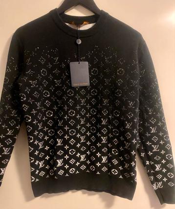 LV Monogram Trui - Luxe Design beschikbaar voor biedingen