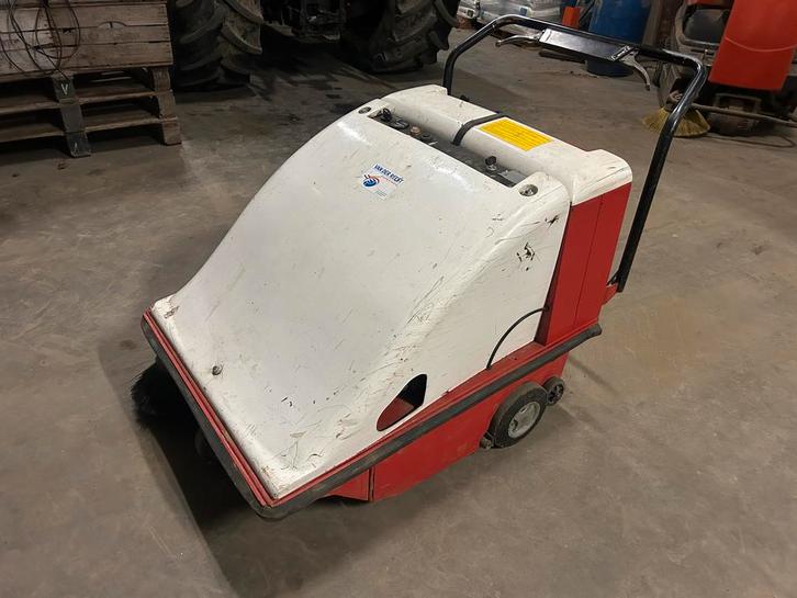 Veegmachine, Tuin en Terras, Veegmachines, Gebruikt, Ophalen