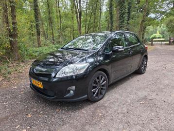 Toyota Auris 1.8 Full Hybrid Dynamic beschikbaar voor biedingen