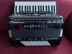 Scandalli Polifonico X accordeon . 96 bas .5 korig .Z.g.a.n., Muziek en Instrumenten, Accordeons, Scandalli, Zo goed als nieuw