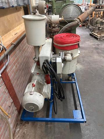 Leybold Heraeus VP300 beschikbaar voor biedingen