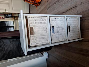 cupboard beschikbaar voor biedingen