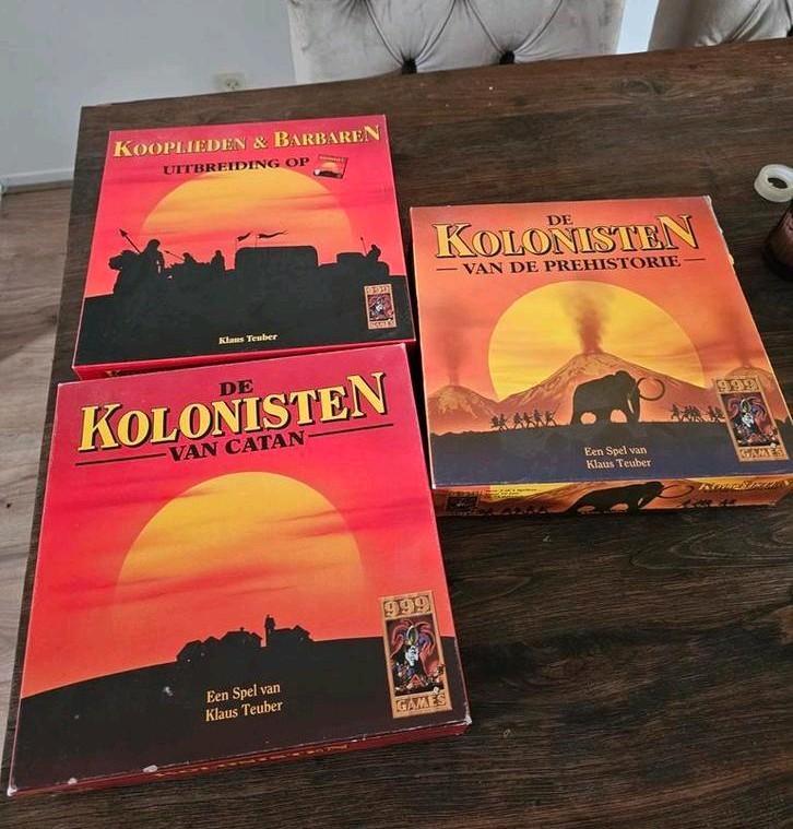 Kolonisten van Catan + Uitbreidingen, Hobby en Vrije tijd, Gezelschapsspellen | Bordspellen, Zo goed als nieuw, Drie of vier spelers