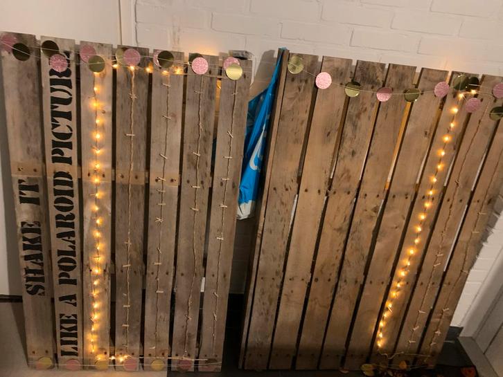 Photobooth achterwand hout met lampjes, Hobby en Vrije tijd, Feestartikelen, Gebruikt, Versiering, Verjaardag, Ophalen