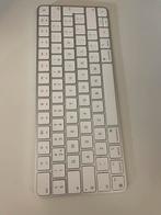 Apple Magic keyboard, Computers en Software, Toetsenborden, Ophalen of Verzenden, Apple, Zo goed als nieuw, Draadloos