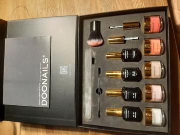 Doonails set  beschikbaar voor biedingen