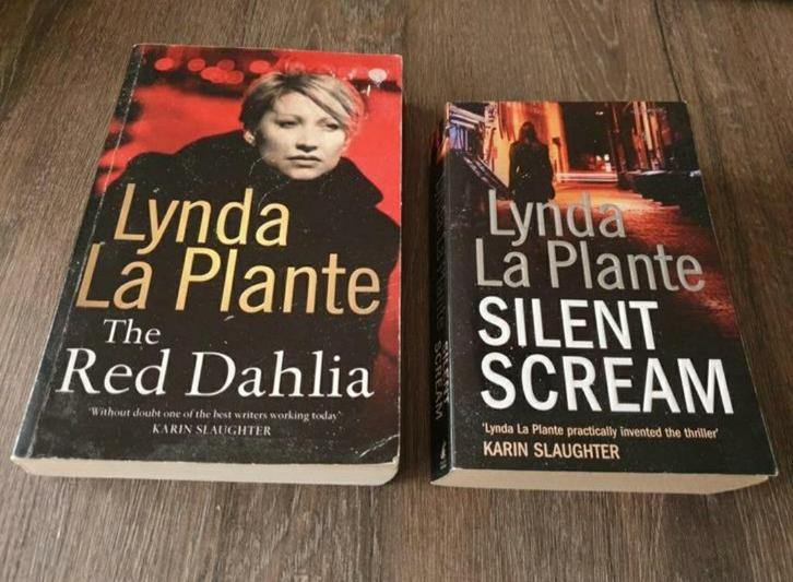 Lynda La Plante boeken: The Red Dahlia & Silent Scream, Boeken, Taal | Engels, Gelezen, Ophalen of Verzenden