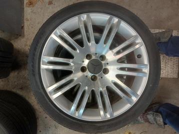 Mercedes-Benz 18 inch lichtmetalen velgen met Pirelli P Zero beschikbaar voor biedingen
