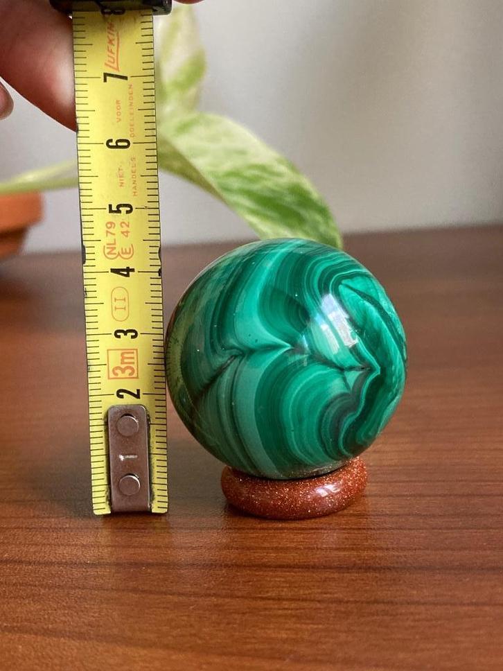 Mooie felgroene malachiet bol, Verzamelen, Mineralen en Fossielen, Mineraal, Ophalen of Verzenden