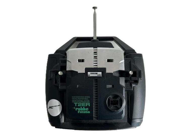 Robbe Futaba T2ER zender, Hobby en Vrije tijd, Modelbouw | Radiografisch | Auto's, Gebruikt, Onderdeel, Overige typen, Overige schalen