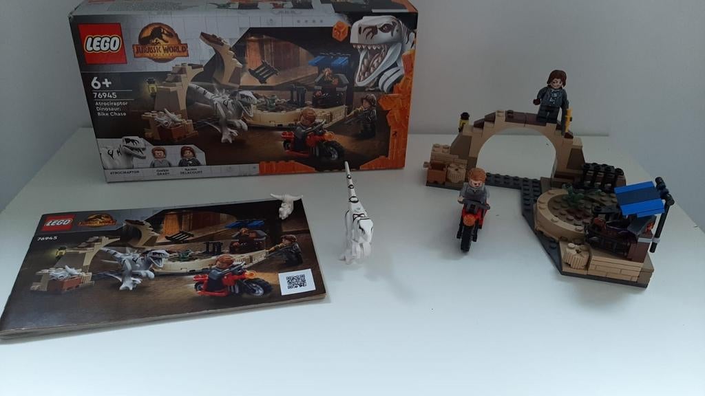 LEGO Jurassic Park 76945 Atrociraptor Achtervolging, Ophalen, Zo goed als nieuw, Complete set, Lego