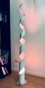 moderne vloerlamp, Ophalen, Zo goed als nieuw
