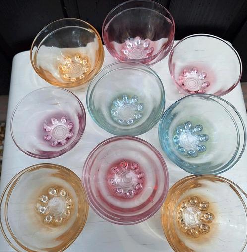Vintage France gekleurde amuse bowl glaasjes schaaltjes, Antiek en Kunst, Antiek | Glas en Kristal, Ophalen of Verzenden