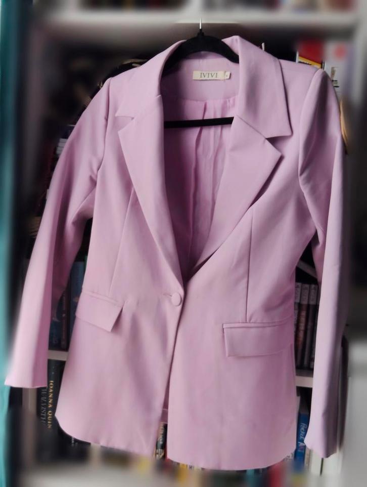 IVIVI Lichtpaarse Blazer - Maat S, Kleding | Dames, Jasjes, Kostuums en Pakken, Zo goed als nieuw, Jasje, Maat 36 (S), Paars, Ophalen of Verzenden