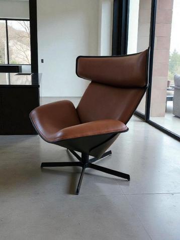 B&B Italia Almora design fauteuil showmodel Doshi Levien beschikbaar voor biedingen