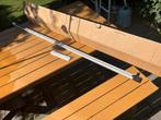 Ligger links van Thule omnistor 1200 luifel, Ophalen of Verzenden, Nieuw