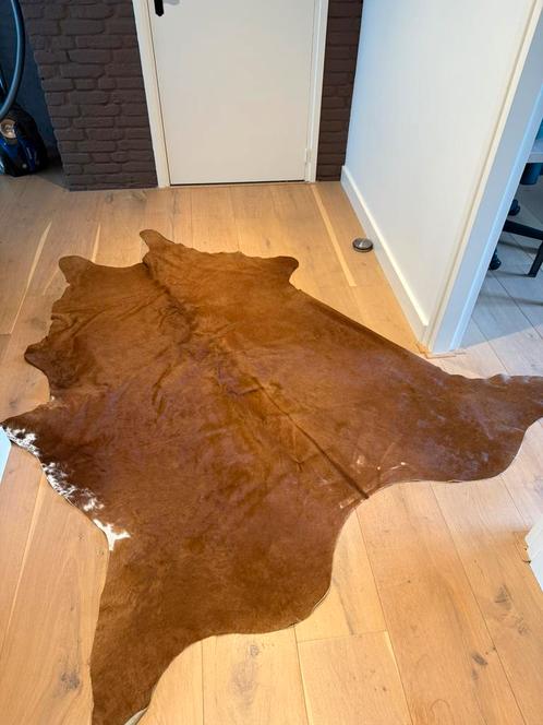 Zeer mooi koeienhuid kleed-Koldby, Huis en Inrichting, Stoffering | Tapijten en Kleden, Zo goed als nieuw, 200 cm of meer, Rechthoekig
