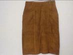 Maat S - suede rok van NEW IDEAL - gouden geel, Kleding | Dames, Rokken, Geel, Ophalen of Verzenden, Zo goed als nieuw, Knielengte
