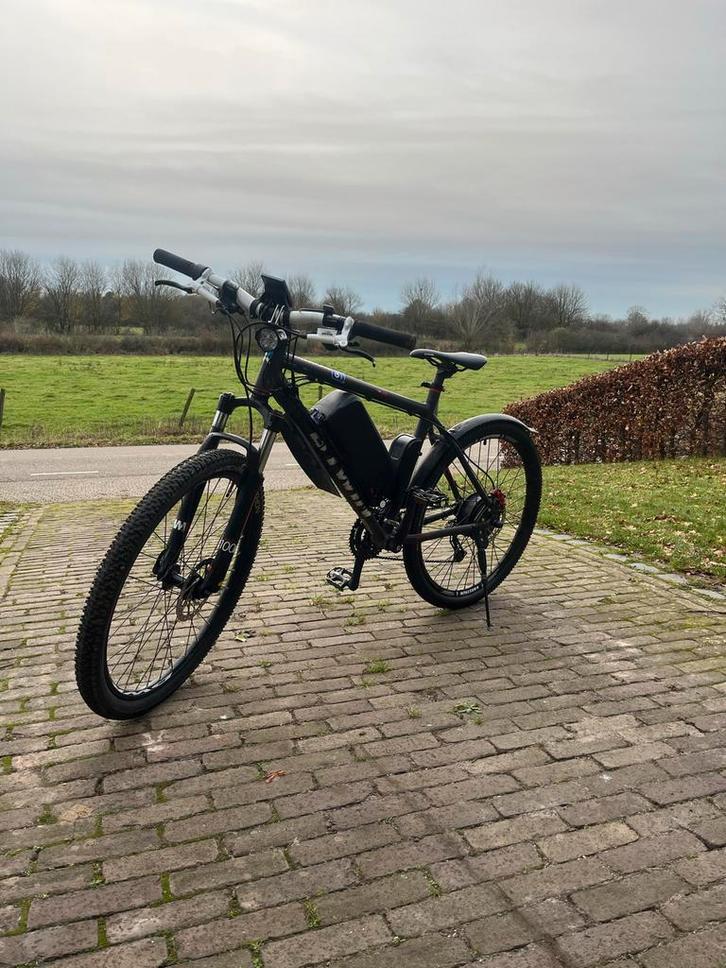Omgebouwde Mountainbike E-bike 500W - Zo Goed Als Nieuw!, Fietsen en Brommers, Fietsen | Crossfietsen en BMX, Zo goed als nieuw
